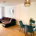 Spacious Apartment In The Heart Of Central Manchester