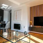 Urban Luxury: Spinningfields 2 Bed Apartment