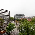 Superb 2 Bed Flat 5Min To Old Trafford Stadium
