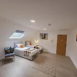 Studio 57 Humphrey Road - Jcs Property