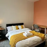 Daisybank Co-Living - Private Room Self-Cater