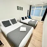 Heart Of The City Centre - Serviced Apartments