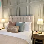 Chic 2Br Swinton Gem For Families & Couples Trafford Centre Nearby