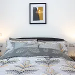 Royal Ebony By Asquare Lettings