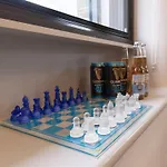 M1 City Centre 3 Bed 3 Bath Luxe Penthouse