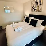 Conveniently Located One Bed Apt In Old Trafford