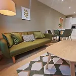 Sophisticated Two Bedroom Apartment With Parking