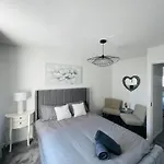 Entire Two Bed House With Gated Off Street Parking
