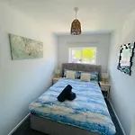 Entire Two Bed House With Gated Off Street Parking