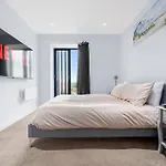 Modern Apartment Central Manchester