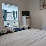 Lovely 1Br Penthouse Near Mcr Stadiums