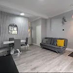 Beautiful 2 Bed 1 Bath Home