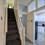 Beautiful 2 Bed 1 Bath Home