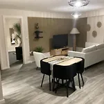 Deluxe 2 Bed Flat