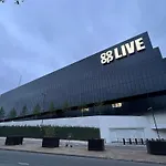 New Manchester Getaway Home - Free Gated Parking With Fob