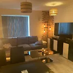 Whitworth Street Apartment In Manchester