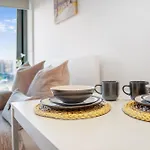 New! Media City 1Br Free Wifi