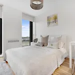 New! Media City 1Br Free Wifi