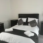 Luxury Modern Town House, Manchester City Centre, Free Secured Parking