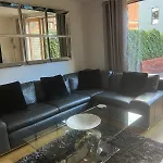 Luxury Modern Town House, Manchester City Centre, Free Secured Parking