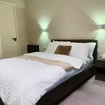 Sleek Haven Luxurious 2Bed Apartment In Manchester City Centre