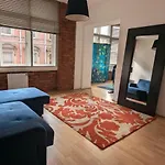 Spacious 2 Bed Apartment In Manchester City Centre