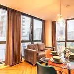 Fabulous 2 Bedroom Apartment In Manchester Centre