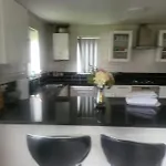 Spacious 2-Bedroom Ideal Stay