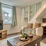 Charming Cottage Trafford Retreat Pets Welcome