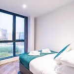 Stunning 2 Bedroom Apartment In Manchester Centre