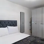 Downtown Cozy House In Manchester