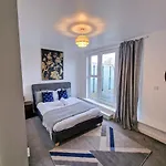 Lovely 3 Bed Close To Centre By City Superhost