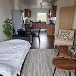 Lovely 3 Bed Close To Centre By City Superhost