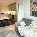 Entire Luxury Apartment In The Heart Of Manchester City Centre