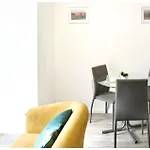 Modern Manchester City Centre Apartment