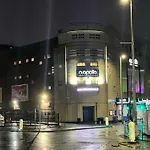 New Manchester City Getaway House With 2 Free Parking