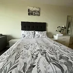 Studio Apartment Near City Centre