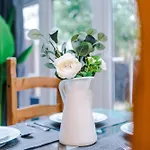 3Br-Sleeps6-Garden-Bbq-Freeparking-Pets
