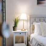 3Br-Sleeps6-Garden-Bbq-Freeparking-Pets