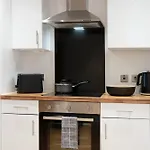 New! 1Br In Media City Free Wifi