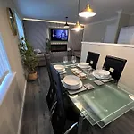 Modern Apartment Near Manchester City Centre