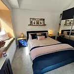 Central Townhouse, Free Parking, Close To Ao Arena