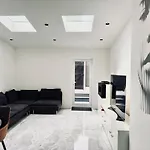 Urban Nest 5