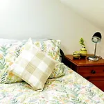 Cosy 3Bdr In Levenshulme-Close To Manchester City Centre And Stockport Town- Free Parking- Wifi