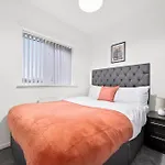 Lovely 3Bedroom House, 7Mins Drive To Manchester City Center, Etihad Stadium & Coop Live Arena