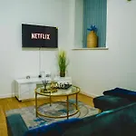 M1 Manchester City Apartment - Blue Lagoon