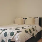 Citycharmms- Entire Home Near Etihad Stadium Manchester