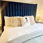Kozyguru Coop Live 3Br Hse With Parking