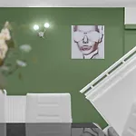 Manchester House Retreat - Sleeps 18