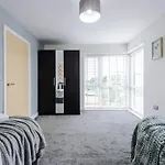 Four Bedroom House By Brookland Stays Serviced Accommodation Short Lets Manchester With Free Wifi